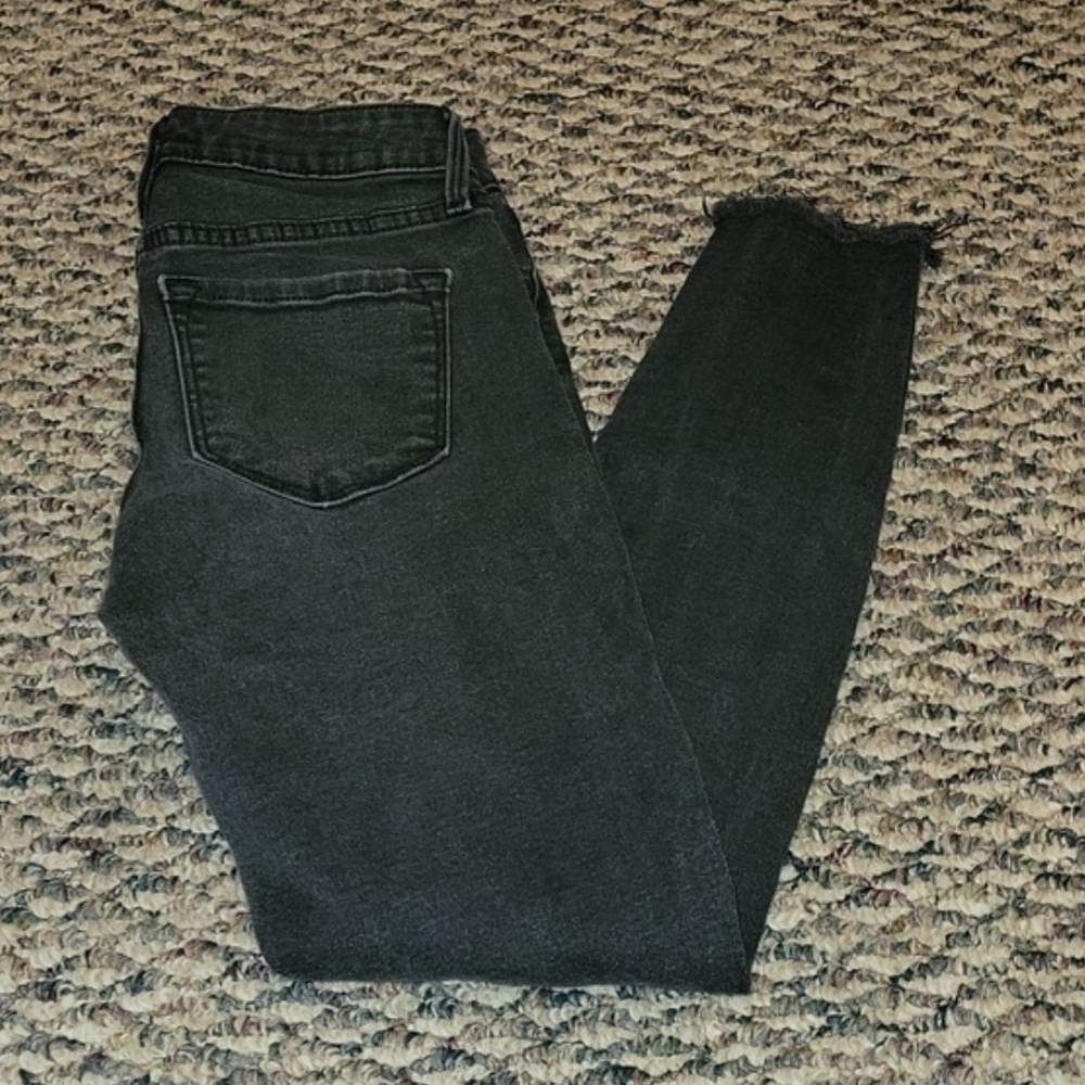 Old Navy Black Rockstar Super Skinny Ankle Cut Jeans Size 0